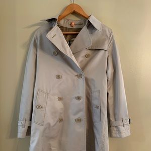 Authentic Burberry women Medium trench coat